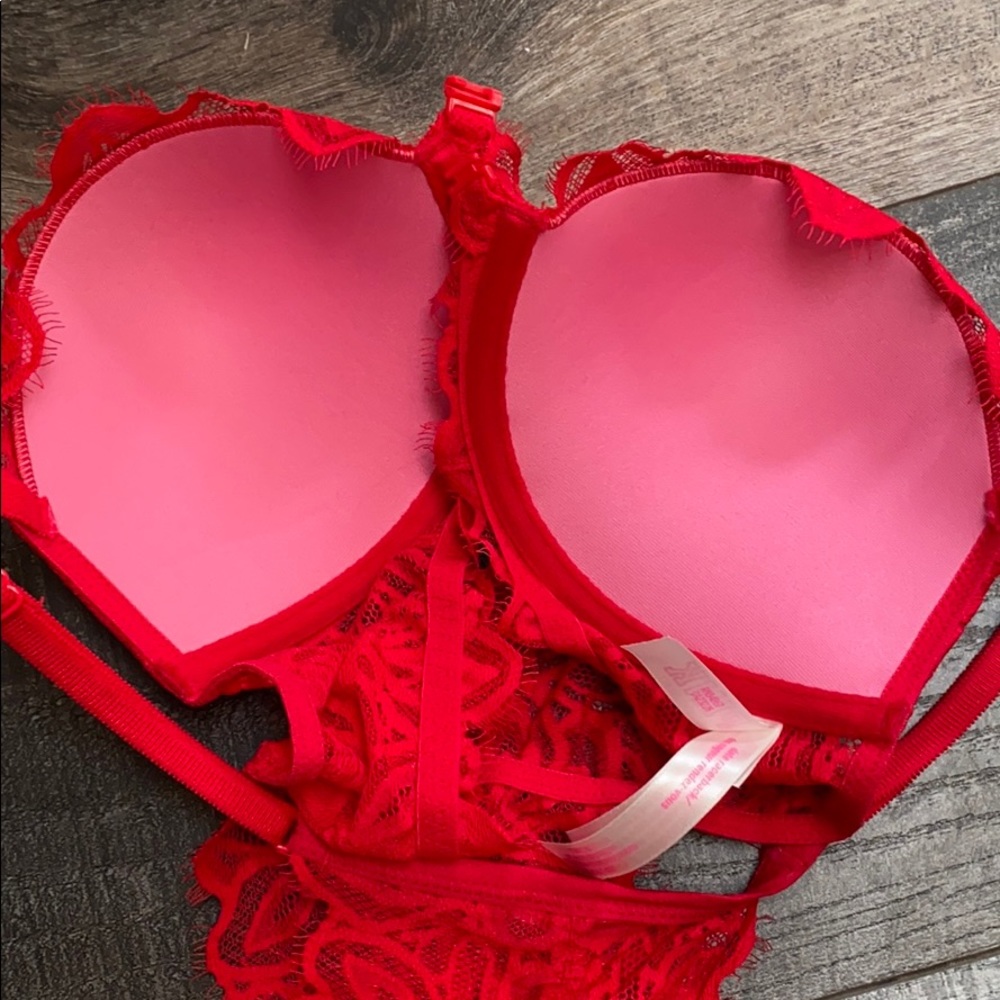 Victoria Secret Bra - Picture 3 of 5